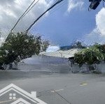 Hot bán biệt thự 2mt đường nguyễn ư dĩ, thảo điền 2 tầng hồ bơi 26x35 nở hậu cn 911m2. gía 135 tỷ