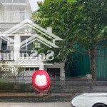 Liên hệ ngay, chính chủ bán căn song lập nguyệt quế 168m. vị trí đối diện công viên. hàng hiếm