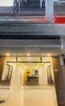 17.5 tỷ sở hữu toà nhà 7 tầng phố huỳnh thúc kháng, ô tô tránh, dt 56m2, mt 4.2m, thang máy, gara
