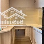 Em gấm cho thuê căn 2 ngủ pavilion full đồ