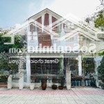 Bán biệt thự khu dân cư sadeco ven sông q7 dt 234m2 hầm trệt 2lầu st sổ hồng giá 41tỷ 0909076786