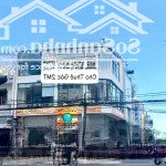 Cho thuê góc 2 mặt tiền hùng vương - trung tâm đà nẵng ( ngang 10m )
