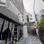 Bán nhà chính chủ phúc lợi, long biên - 33m x 5 tầng giá chỉ 5.2 tỷ - ngõ 3m - gần oto