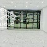Cho thuê nhà mp đại la, bạch mai mặt tiền 7m dt 107m2 3 tầng giá 38 triệu lh 0817992222 em dự