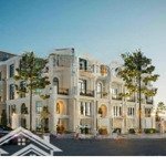 Bán căn biệt thự xây 3 tầng đối diện vườn hoa ciputra. nhận nhà luôn, đã có sổ đỏ. lh 0983650098