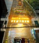 Bán toà khách sạn 4**** mặt phố nguyễn khắc hiếu ba đình dt:220m mt:7,8m nhà 10 tầng thang máy