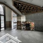 Cho thuê mbkd mặt phố ngũ xã, p trúc bạch, 120m2 x 3 tầng, mặt tiền 30m, riêng lối, có thang máy