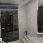 Chính chủ bán ch tại king palace, 82m2, 2pn - 2wc - cực hiếm - full nội thất - giá 6.8 tỷ bp