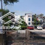 Bán nhà phố nguyễn văn cừ, lô góc đắc địa kinh doanh