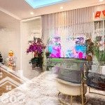 (chuẩn giá) chính chủ bán căn 120m (3 ngủ) - full nội thất - giá 10.5 tỷ golden palm lê văn lương.