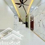 Hot! 6,7 tỷ nhà quận 2, tổng dt 169m2, đất 77m2, 1 trệt 2 lầu sân thượng trồng rau, giá quá ngộp tl