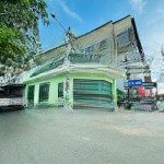 Cho thuê nhà góc 2 mặt tiền đường trần bạch đằng cặp bên đại học y dược cần thơ