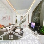 Tân bình,giáp q10, vịtrí kd, ngay metro cách mạng tháng tám, căn góc, 3 tầng, 65m2, hẻm 8m, 11.9 tỷ