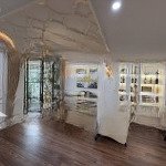 Bán căn hộ 3 phòng ngủ diện tích 99,6m2, full nội thất đẹp ở ngay, giá 6 tỷ, toà ct36 định công
