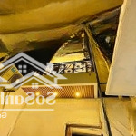 Hàng hiếm hai bà trưng 38m 3 tầng 3 tầng sổ riêng.