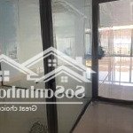 Cho thuê văn phòng tại vạn phúc - nhà 7x20, 5 - 6 tầng. giá 50 - 65tr/tháng. đang trống sẵn