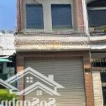 Bán nhà mặt tiền gần trường, bv, siêu thị/chợ, quận 6