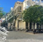 Siêu rẻ - siêu tốt căn góc 2 mặt tiền 12mx22m đường lê văn sỹ . p1 .tân bình . giá chỉ 39 tỷ