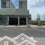 Căn nhà phú hồng thịnh 9 ngộp bán ngay giá tốt