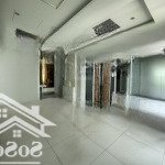 Cho thuê văn phòng tầng trệt với dt 150m2 khu him lam quận 7. giá từ 20 - 26tr/tháng