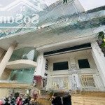 Tôi có nhà hoàng cầu, đống đa cần cho thuê 130m, 9 tầng 1 hầm thông sàn, có pccc view hồ giá 180tr
