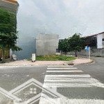 Lô đất đẹp nằm ngay đường trục chính lê phong, cách dt743 chỉ 100m. chạy ra ngã 6 an phú chỉ 900m