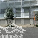 Cần tiền bán gấp căn him lam 4 tầng hướng đông nam, không vướng gì. lh: 0965 308 238