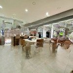 Cần bán biệt thự d2d biên hoà 200m2 giá 19 tỉ ( giá cũ 21 tỉ)