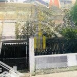 Villa thảo điền sân rộng đầy đủ nội thất giá 40 triệu