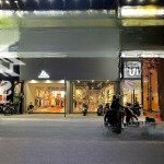Siêu vị trí! bán gấp nhà 3 tầng mặt tiền tân sơn nhì. dt: 12.5 x 26m. hđt: 220 tr/th. giá 50 tỷ