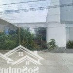 Em có lô đất mặt tiền nguyễn trãi, phường 3. dt: 104m2 (sổ hồng riêng) lh: 0374673478