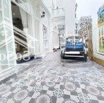 Biệt thự góc 2 mặt tiền xe hơi ngủ trong nhà - tặng nội thất cao cấp diện tích 104m2