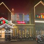 Bán nhà mt tân sơn nhì, p. tân sơn nhì, tân phú. dt: 12 x 30m. 4 tầng - hđt: 270 triệu. giá: 56 tỷ