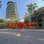 Cho thuê nhà lô góc hải châu 1000m2,ngang 50m ngay trung tâm đà nẵng