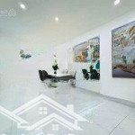 Mặt phố kim mã, gần giang văn minh, lô góc, 23m2 x 4 tầng, mt 4m, 11.5 tỷ
