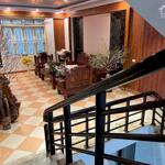 Bán nhà 3 tầng hướng đông nam, gần chợ tổng, tp vĩnh yên lh_0987673102