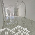 Lê văn sỹ. quận 3. giá 30 tỷ. 4,7x16.
