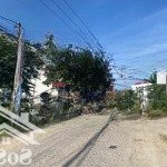 Bán mảnh đất mặt đường mai thị dõng. sát trường đại học thái bình dương - vị trí cực đẹp