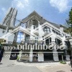 Bán biệt thự lô góc, view vườn hoa, oto tránh, vỉa hè, nội thất xịn, kđt foresa, 135m2x4t, 27,8tỷ