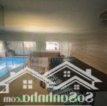 Cho thuê căn biệt thự đẹp khu vườn đào có bể bơi sân vườn để ở, cạnh khu mua sắm lotte