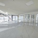 Toà văn phòng diện tích hơn 600m2 số 202 hùng vương, quận 5!!!!