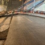 Bán đất lô góc 1 mặt phố 1 mặt đường 13m giá 210tr.m2