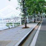 Bán nhà 9 tầng, thang máy -mặt phố view hồ tây -vị trí đắc địa -gần đường thanh niên