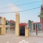 Chính chủ bán gấp lô đất hai mặt tiền, gần trường, chợ, khu du lịch, cụm công nghiệp
