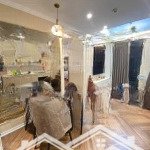 Green bay sẵn căn 2pn đẹp giá 14 triệu/th, vào luôn, nhà đủ đồ. gọi em 0918269777