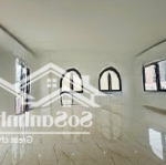 Cần bán tòa văn phòng trung kính, 98m2x7 tầng thang máy, kdoanh sầm uất, ô tô 2 thoáng, giá 4x tỷ