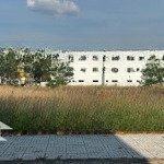 Cần bán lỗ 1 lô đất duy nhất 638 triệu để trả nợ.rẻ nhất thị trường. anh chị cần mua liên hệ ạ.