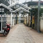 đất đông ngạc ô tô đỗ cửa,10m ra ô tô tránh 31.5m2,nở hậu, giá 5.7 tỉ