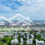 Bán nhanh căn citi soho 2pn giá chỉ 1 tỷ 990 triệu hướng ban công đông nam. tầng cao, có nội thất