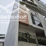 Bán nhà 34m2, 8,6 tỷ, phố trạm, long biên, hà nội, giá ưu đãi, uy tín lô góc . thiết kế chất
